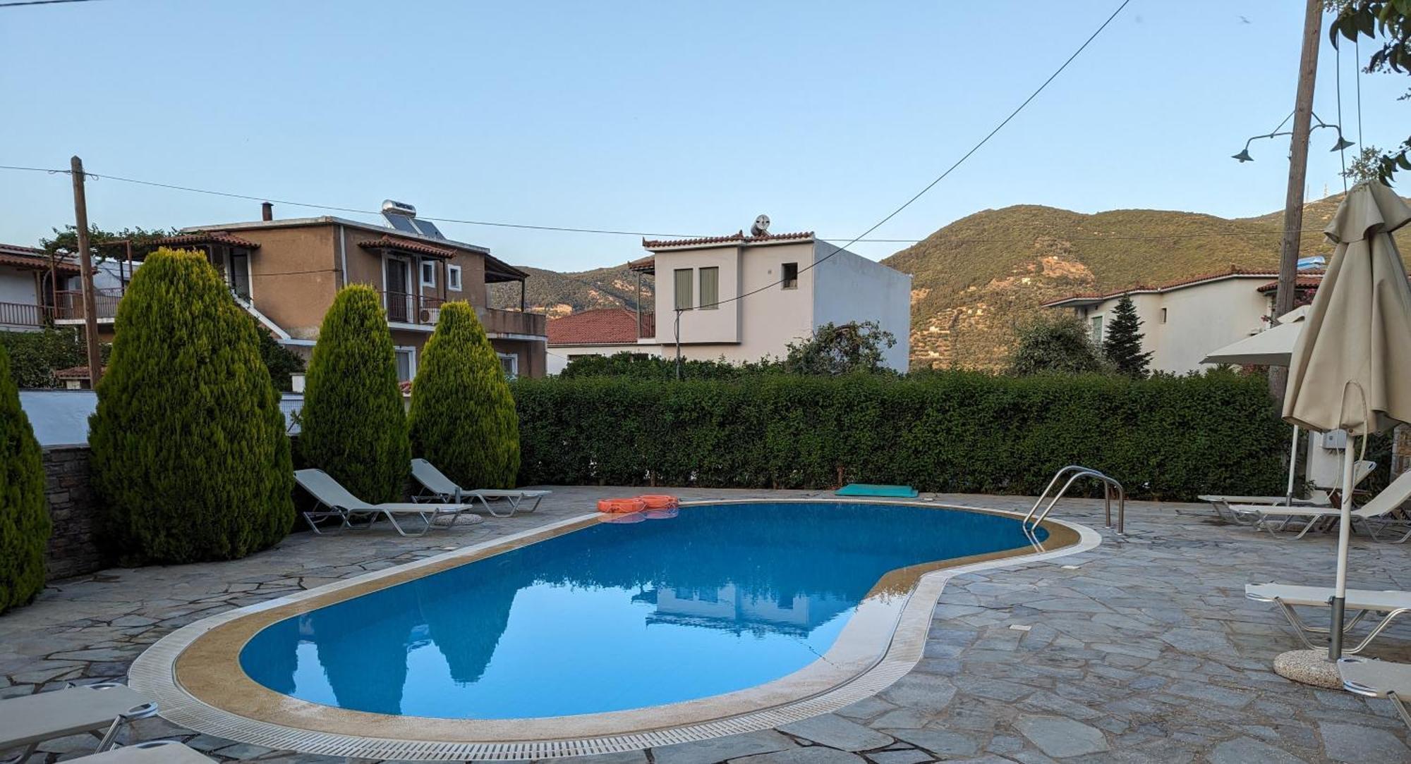 Guesthouse Christos Скопелос Екстериор снимка