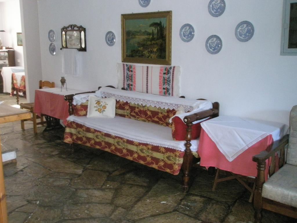Guesthouse Christos Скопелос Екстериор снимка