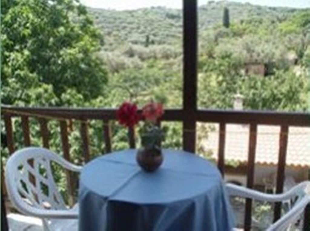 Guesthouse Christos Скопелос Стая снимка